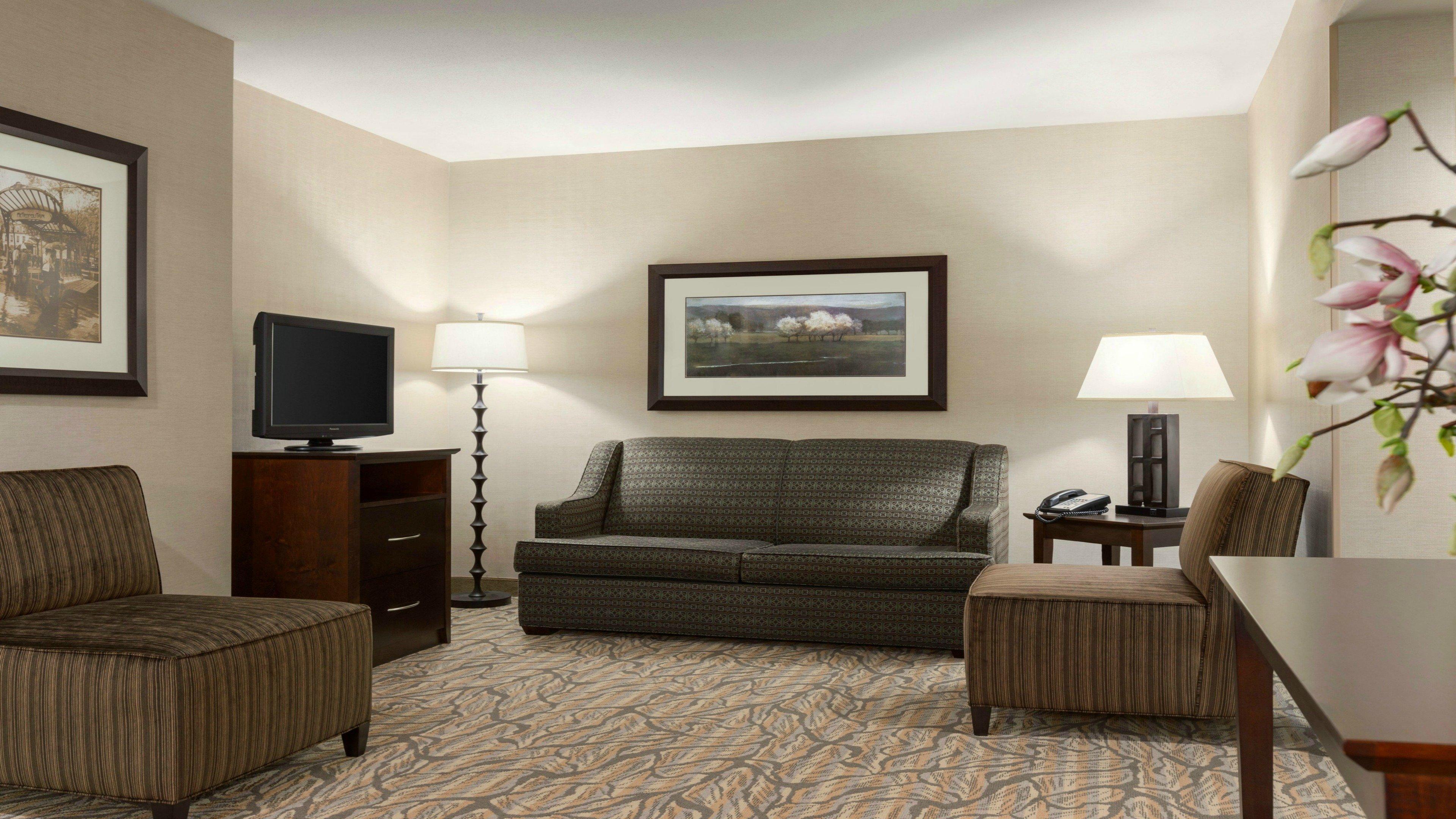Holiday Inn Hotel & Suites Gateway By Ihg Williamsburg Ngoại thất bức ảnh