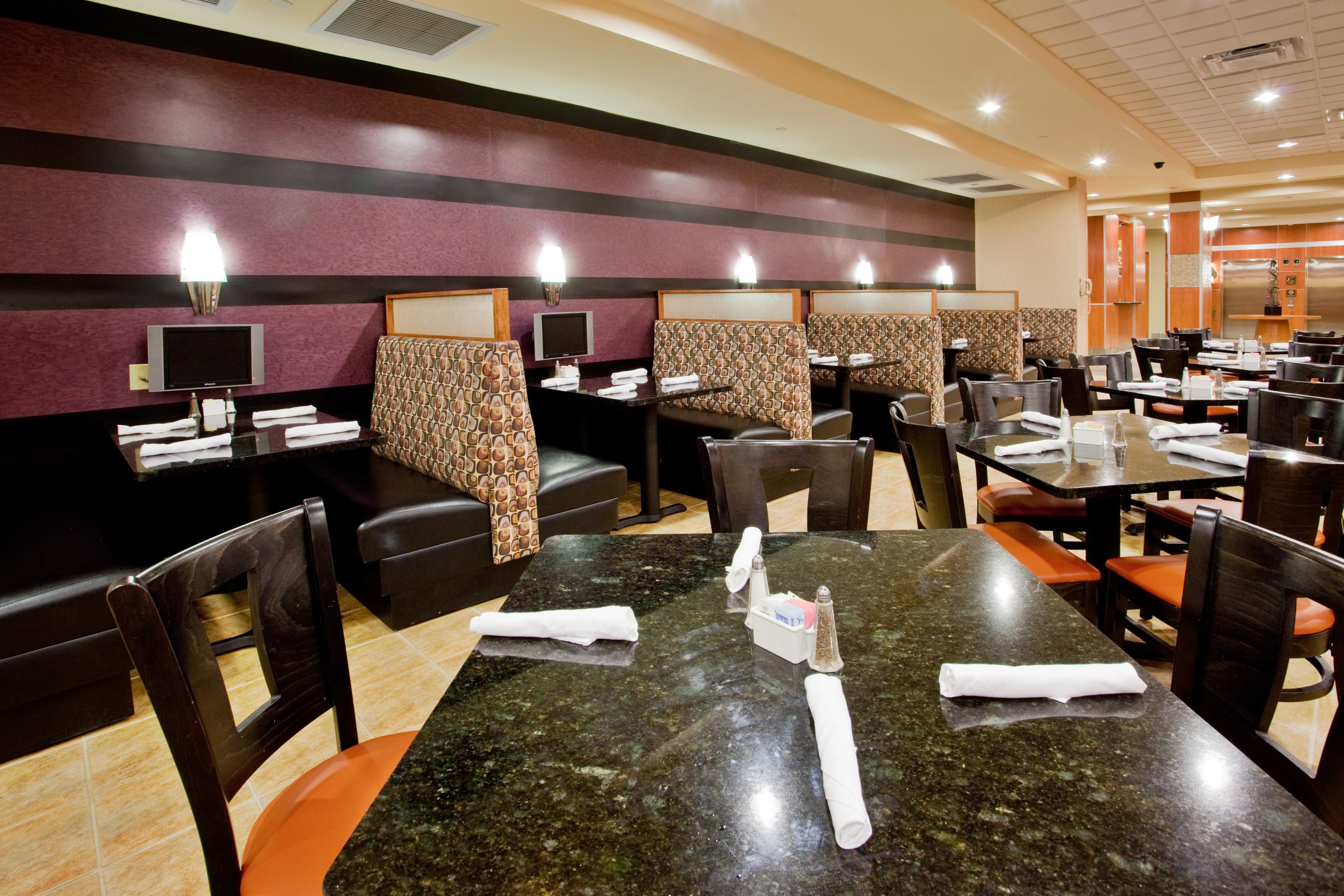 Holiday Inn Hotel & Suites Gateway By Ihg Williamsburg Ngoại thất bức ảnh
