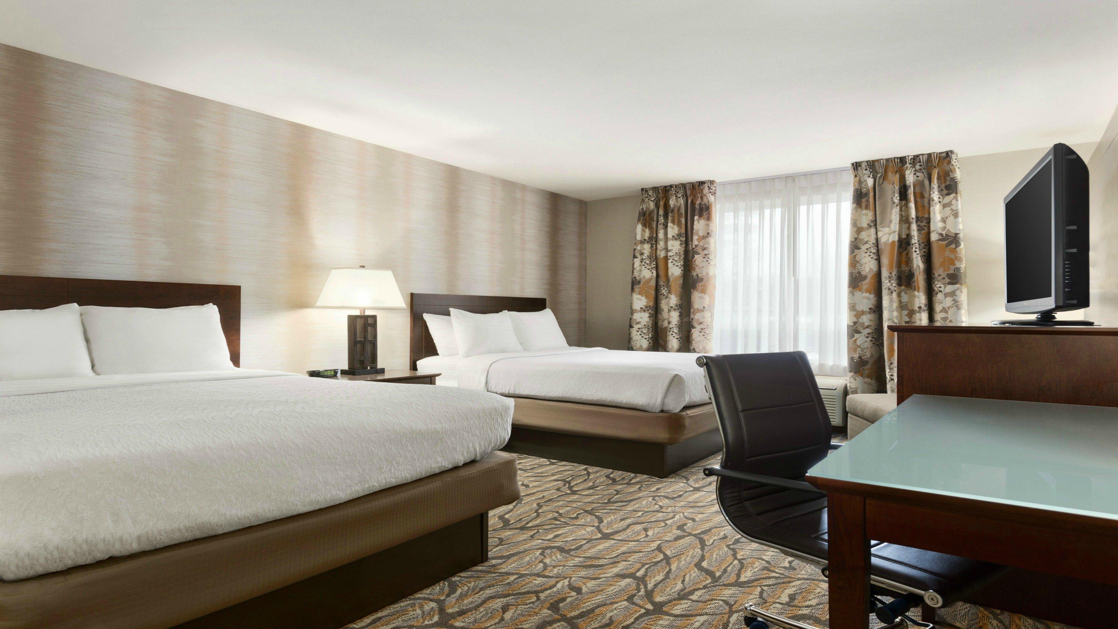 Holiday Inn Hotel & Suites Gateway By Ihg Williamsburg Ngoại thất bức ảnh